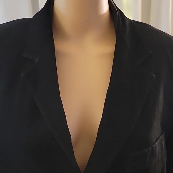 Black Blazer.suede. - Picture 2 of 13